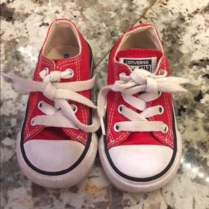 Toddler size 5 converse